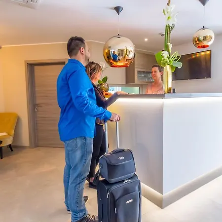 Ξενοδοχείο Manavahotel