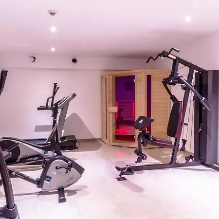 Ξενοδοχείο Manavahotel Herstal